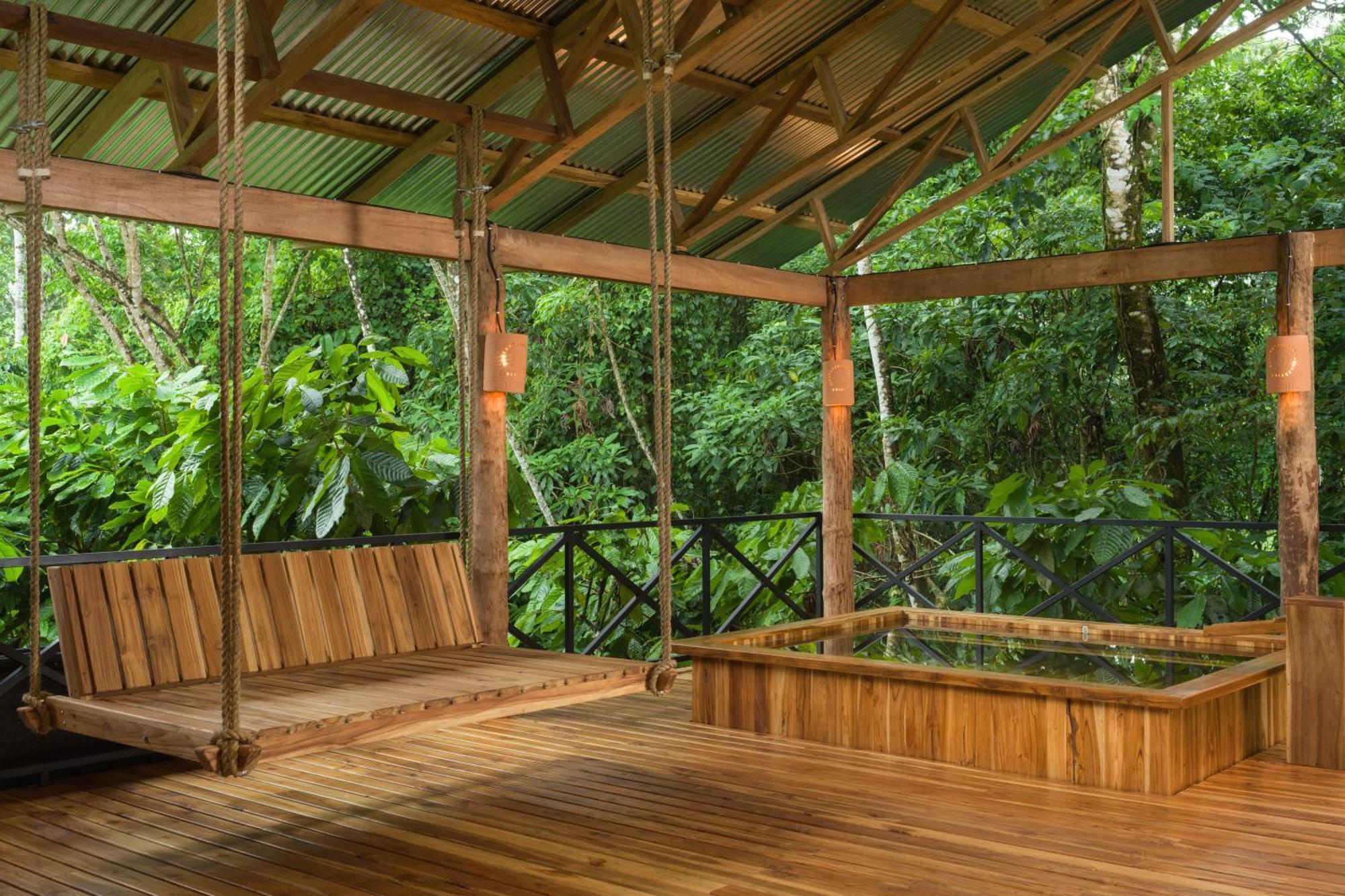 Finca Amistad Cacao Lodge Bijagua Exterior photo